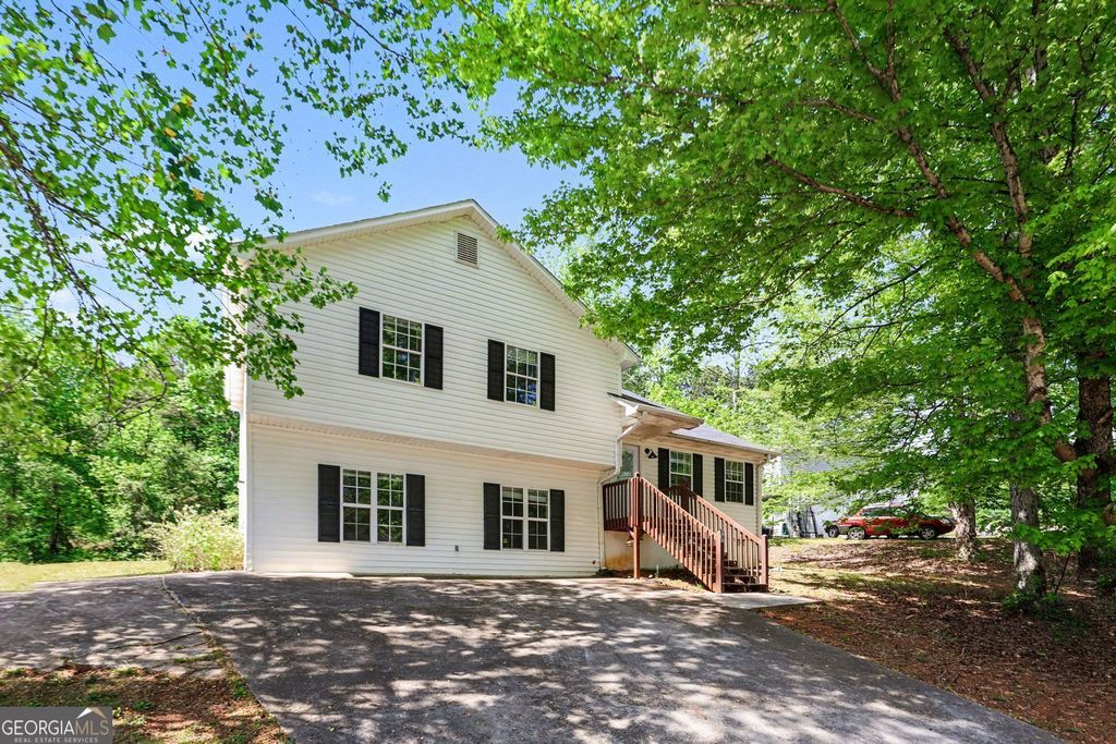 105 Betty Lane, Carrollton, GA 30116