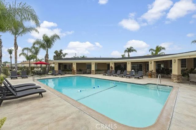 2627 E La Palma 18, Anaheim, CA 92806