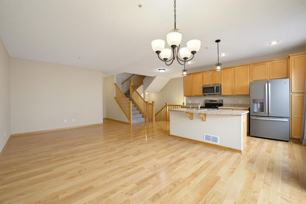 15529 Eagle Shore Drive, Apple Valley, MN 55124 — photo 4