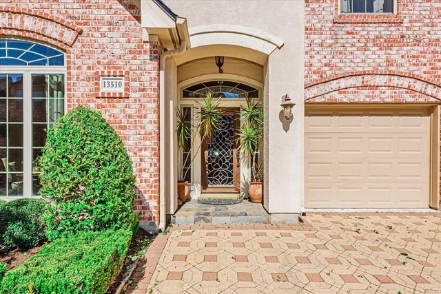 13510 Broadmeadow Lane, Houston, TX 77077