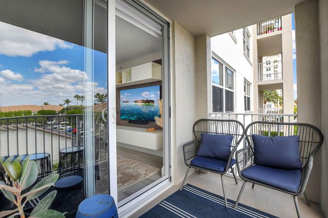 3594 S Ocean Boulevard 302, Highland Beach, FL 33487