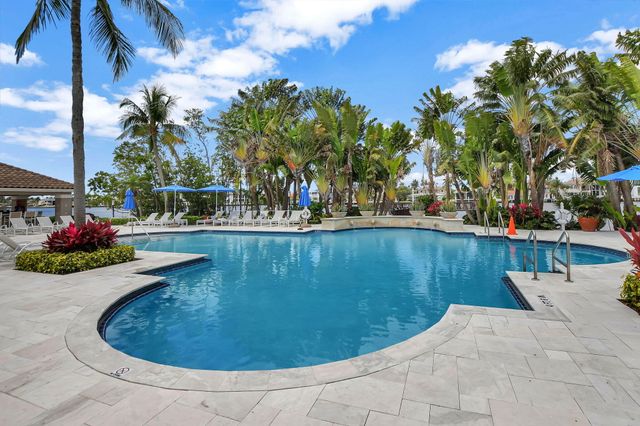 3594 S Ocean Boulevard 302, Highland Beach, FL 33487