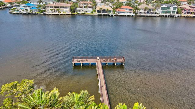 3594 S Ocean Boulevard 302, Highland Beach, FL 33487