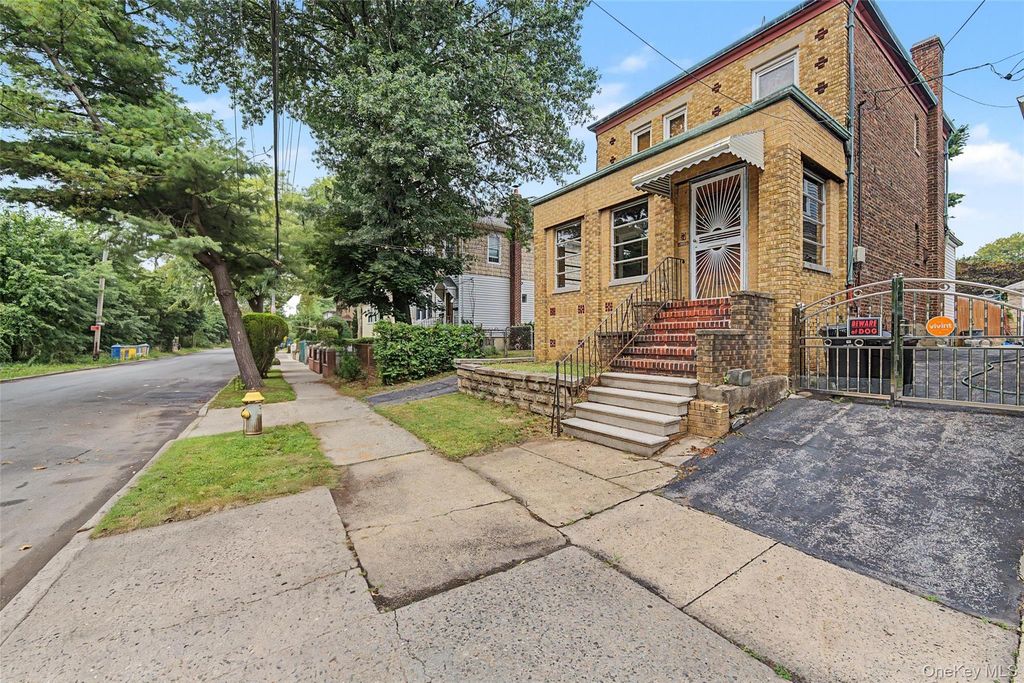 1085 Sackett Avenue, Bronx, NY 10461 — photo 2