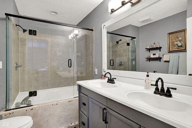 8122 Amarillo Drive, Indianapolis, IN 46237