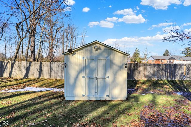 8122 Amarillo Drive, Indianapolis, IN 46237