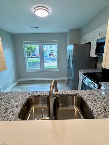 5412 Woburn Ln, Virginia Beach, VA 23462