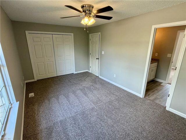 5412 Woburn Ln, Virginia Beach, VA 23462