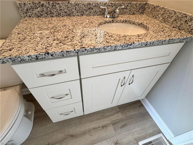 5412 Woburn Ln, Virginia Beach, VA 23462