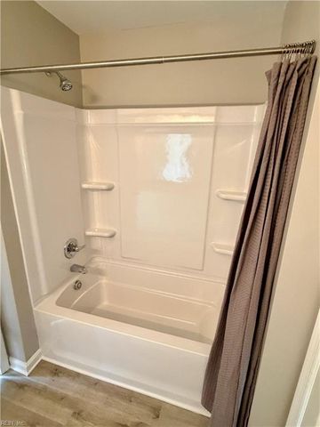 5412 Woburn Ln, Virginia Beach, VA 23462