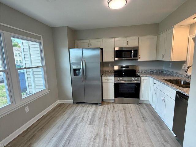 5412 Woburn Ln, Virginia Beach, VA 23462