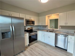 5412 Woburn Ln, Virginia Beach, VA 23462