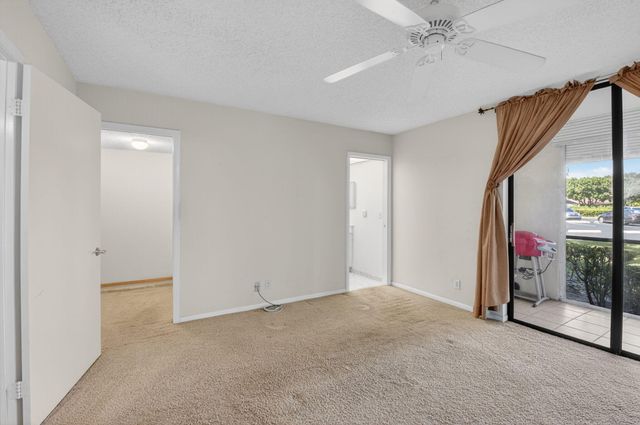 5190 Las Verdes Circle 120, Delray Beach, FL 33484