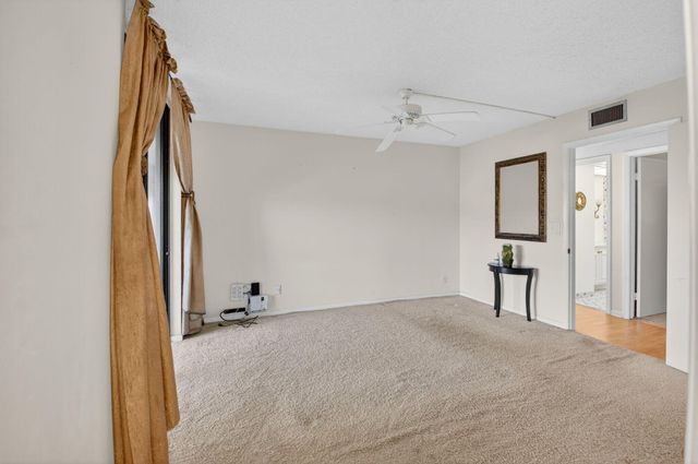 5190 Las Verdes Circle 120, Delray Beach, FL 33484