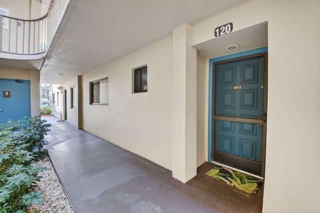 5190 Las Verdes Circle 120, Delray Beach, FL 33484