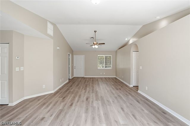 26311 Coventry LN 313, Bonita Springs, FL 34135