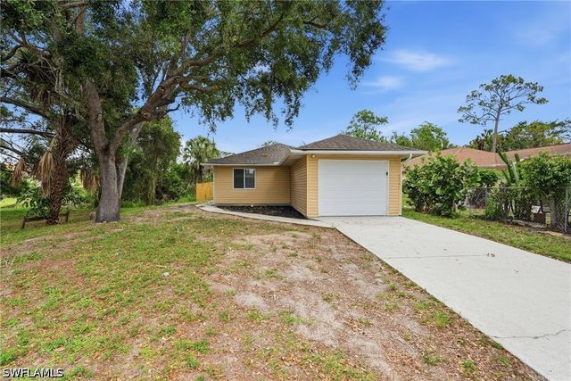 26311 Coventry LN 313, Bonita Springs, FL 34135