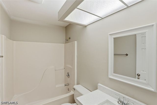 26311 Coventry LN 313, Bonita Springs, FL 34135