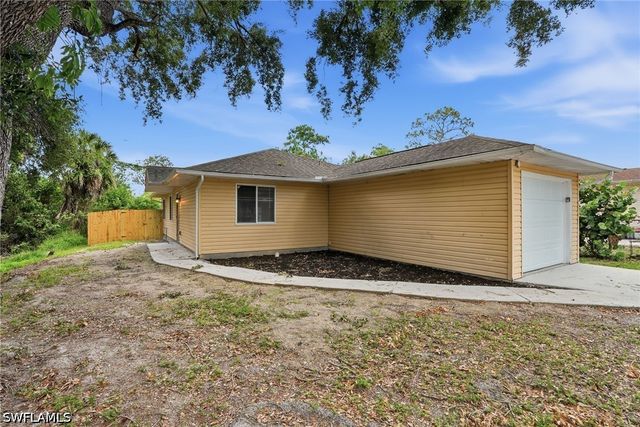 26311 Coventry LN 313, Bonita Springs, FL 34135