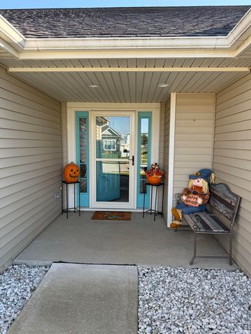 548 Caracol Court, Fort Wayne, IN 46845