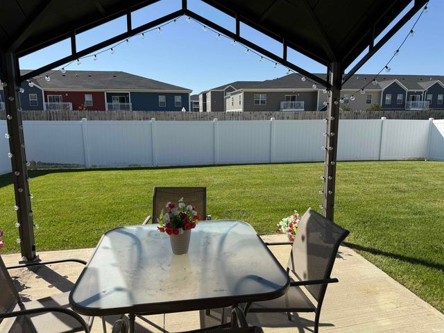 548 Caracol Court, Fort Wayne, IN 46845