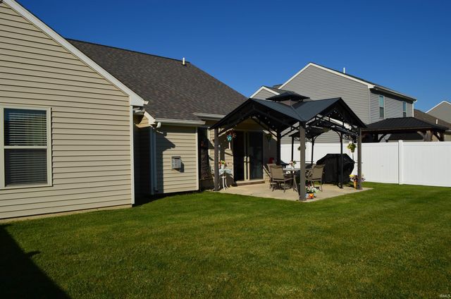548 Caracol Court, Fort Wayne, IN 46845