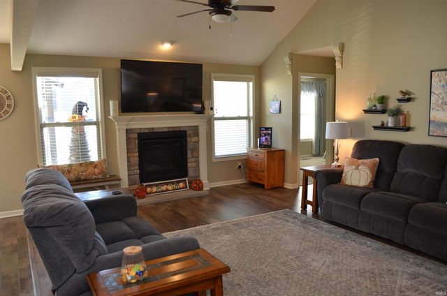 548 Caracol Court, Fort Wayne, IN 46845