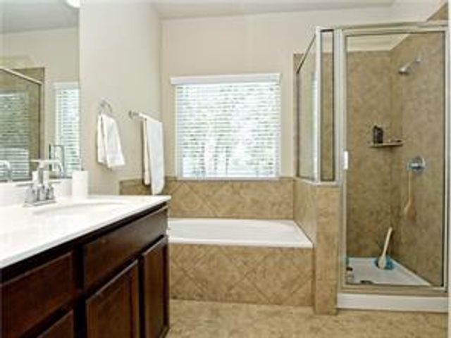 416 Callahan LN, Leander, TX 78641