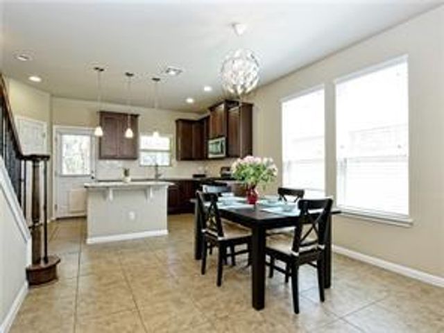 416 Callahan LN, Leander, TX 78641