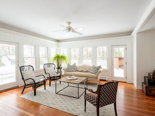 25 Gardner Rd, Duxbury, MA 02332