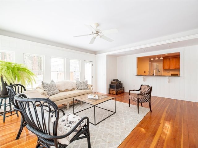 25 Gardner Rd, Duxbury, MA 02332