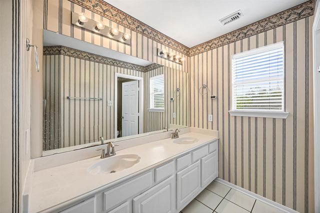 1305 Buttonwood Drive, Friendswood, TX 77546