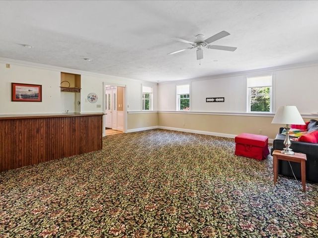 4 Whitetail Run, Auburn, MA 01501