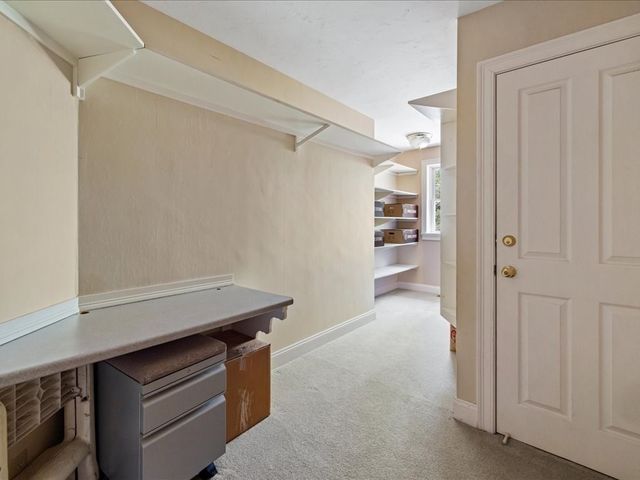 4 Whitetail Run, Auburn, MA 01501