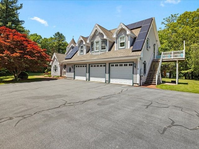 4 Whitetail Run, Auburn, MA 01501