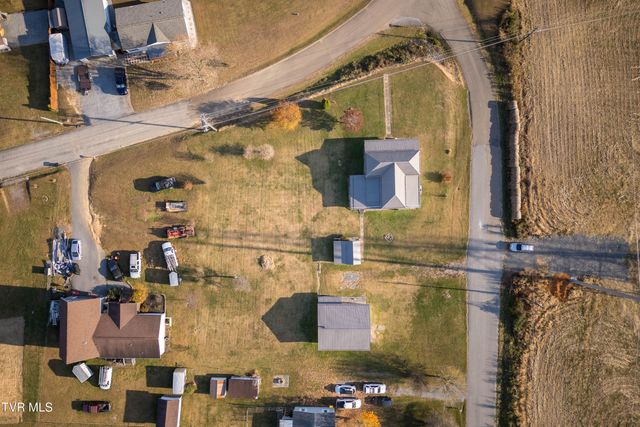 200 Massengill Place, Bluff City, TN 37618