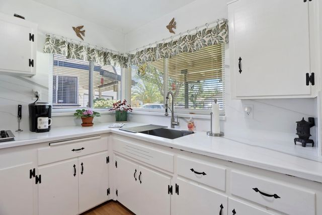 8855 Kelsey Dr, Elk Grove, CA 95624