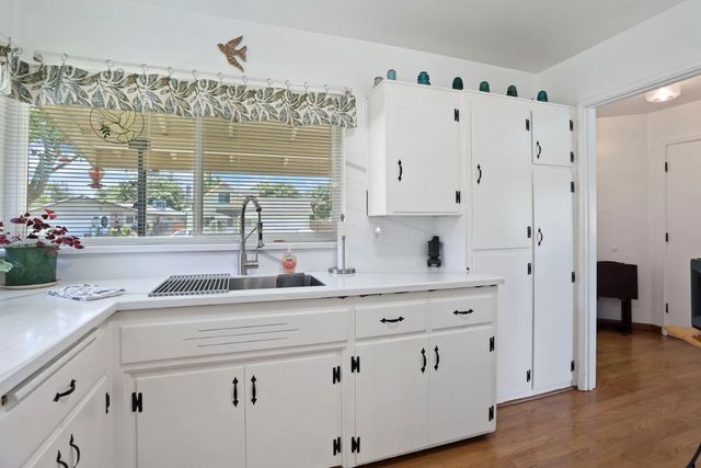 8855 Kelsey Dr, Elk Grove, CA 95624