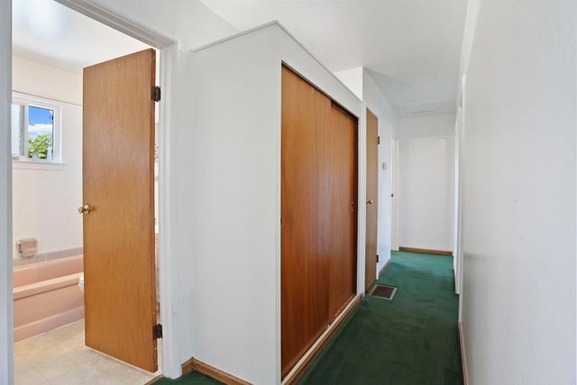 8855 Kelsey Dr, Elk Grove, CA 95624