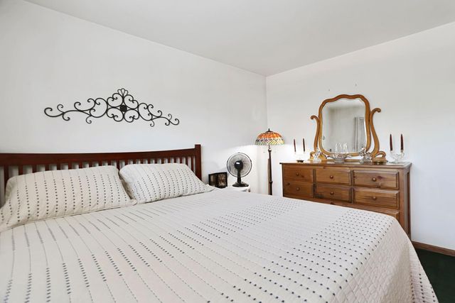 8855 Kelsey Dr, Elk Grove, CA 95624