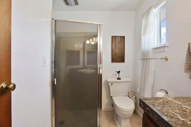 8855 Kelsey Dr, Elk Grove, CA 95624