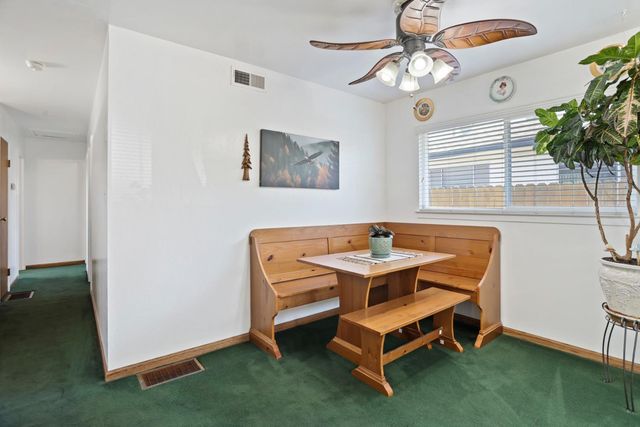 8855 Kelsey Dr, Elk Grove, CA 95624