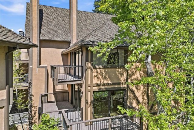 184 State Hwy 173 22, Lake Arrowhead, CA 92352