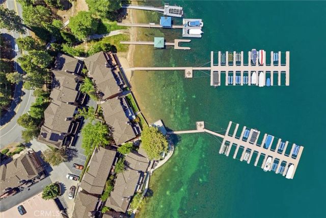 184 State Hwy 173 22, Lake Arrowhead, CA 92352