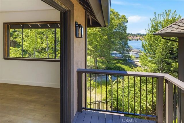 184 State Hwy 173 22, Lake Arrowhead, CA 92352