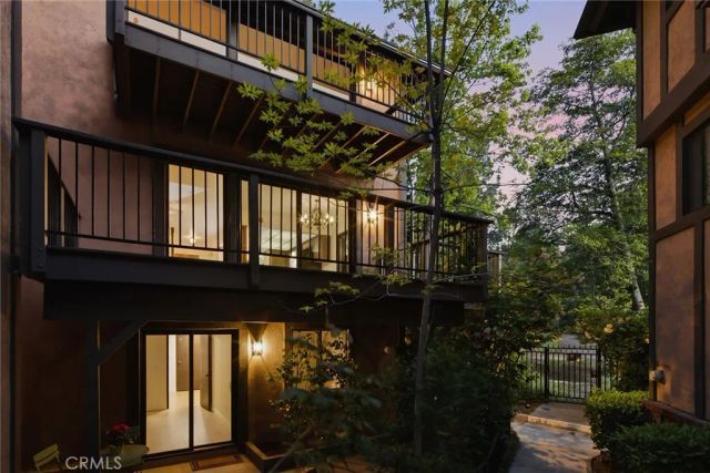 184 State Hwy 173 22, Lake Arrowhead, CA 92352