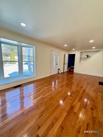 20 Lemay Street, Waterbury, CT 06705