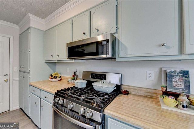 1001 Pine Ridge Drive, Stone Mountain, GA 30087