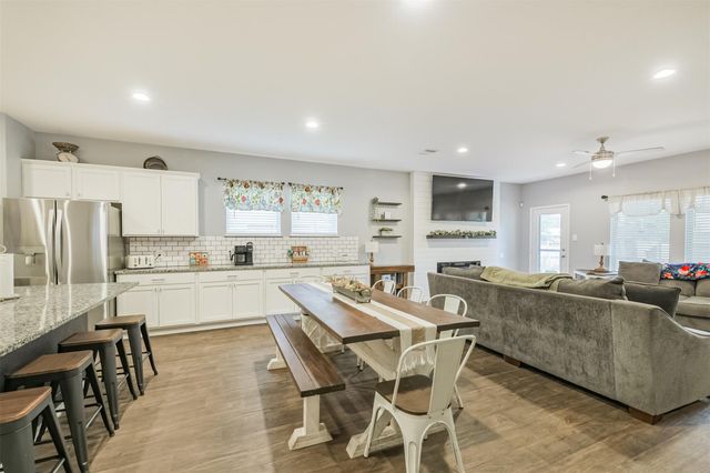 2819 N Colosseum Court, New Caney, TX 77357