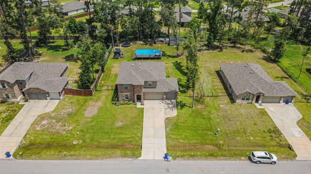 2819 N Colosseum Court, New Caney, TX 77357